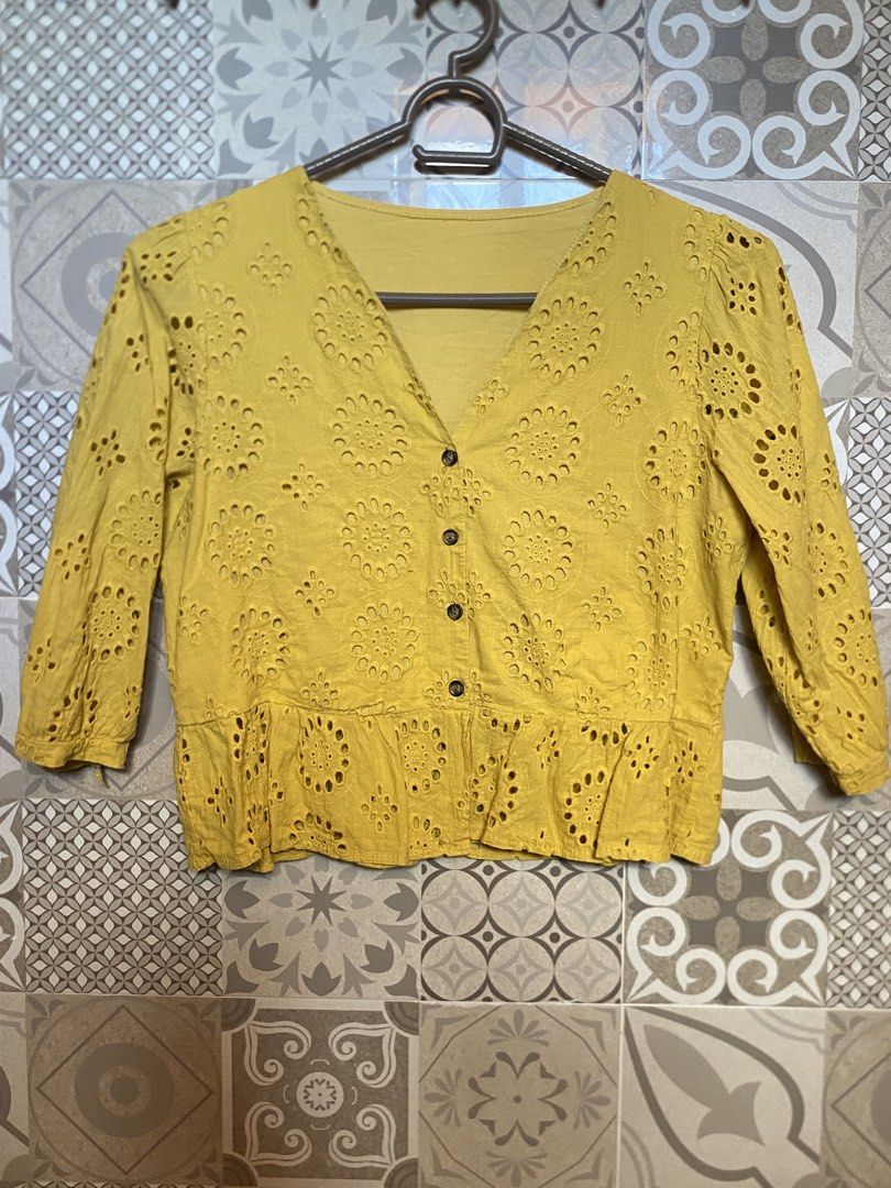 Yellow Eyelet Button-Down Peplum Top (Category: Blouses) located in Tagbilaran City. Submitted by rianena (Listing ID 1470772770, Image 1). Description: fits up to semi m. can send measurements to be sure :).