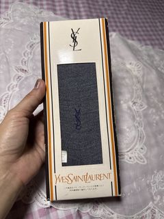 (Category: ) located in . Submitted by favoritepreloved (Listing ID 1470906694, Image 1). Description: .