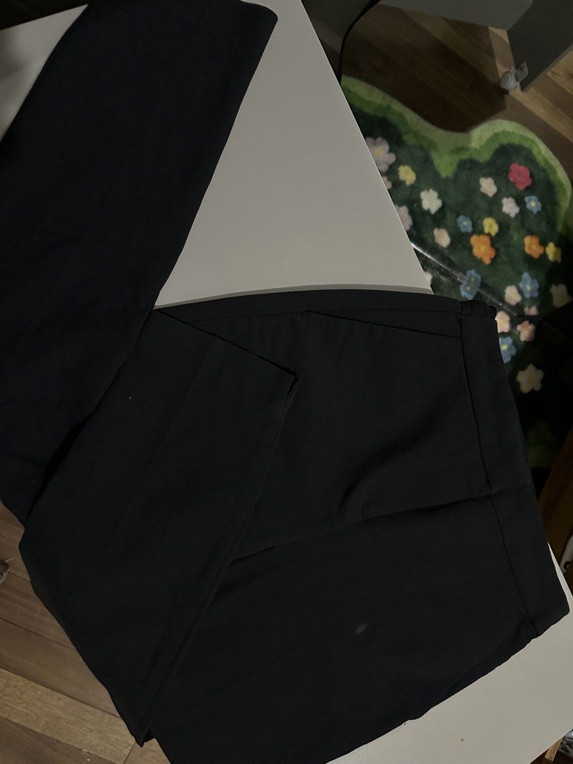 Zara Black Tailored Trousers Size XS (Category: Trousers) located in Antipolo. Submitted by wxyz9876 (Listing ID 1470879872, Image 1). Description: - Brand: Zara - Color: Black - Size: XS (fits waist 24 to 27) - Style: Clean cut silhouette with structured waistband and mock back pockets - Origin: Made in Turkey - Condition: Good, with one small smudge spot near the front thigh area.