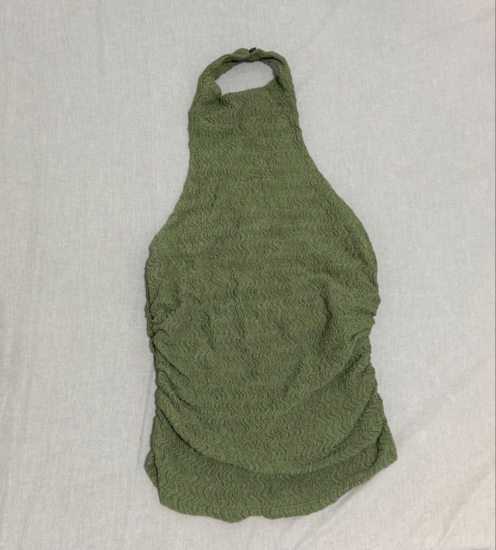 Zara Green Halter Neck Textured Knit Top (Category: Sleeveless) located in Quezon City. Submitted by vvandko (Listing ID 1470866839, Image 1). Description: Used once.