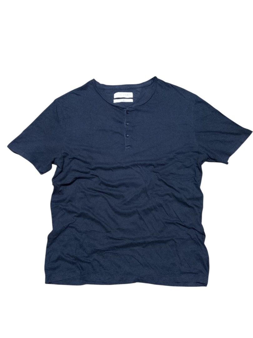 ZARA HENLEY SHIRT (Category: Tshirts & Polo Shirts ) located in Naga. Submitted by choythrift (Listing ID 1470872831, Image 1). Description: ZARA HENLEY SHIRT Condition: 9/10 Color rate: 9/10 Plus shipping fee J and t , flash express /drop off urban chicc Meet up around Naga city and Magarao Location: Naga City, Bicol Direct Message 💌.