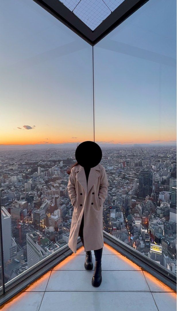 Zara HQ D-upe Long Wool Coat (Category: Coats, Jackets and Outerwear) located in Manila. Submitted by annesson (Listing ID 1470898226, Image 2). Description: Used Once during Japan Trip Very very HQ Fabric with pockets on both sides Height: 5’5” XS on Tag best fits small - medium.