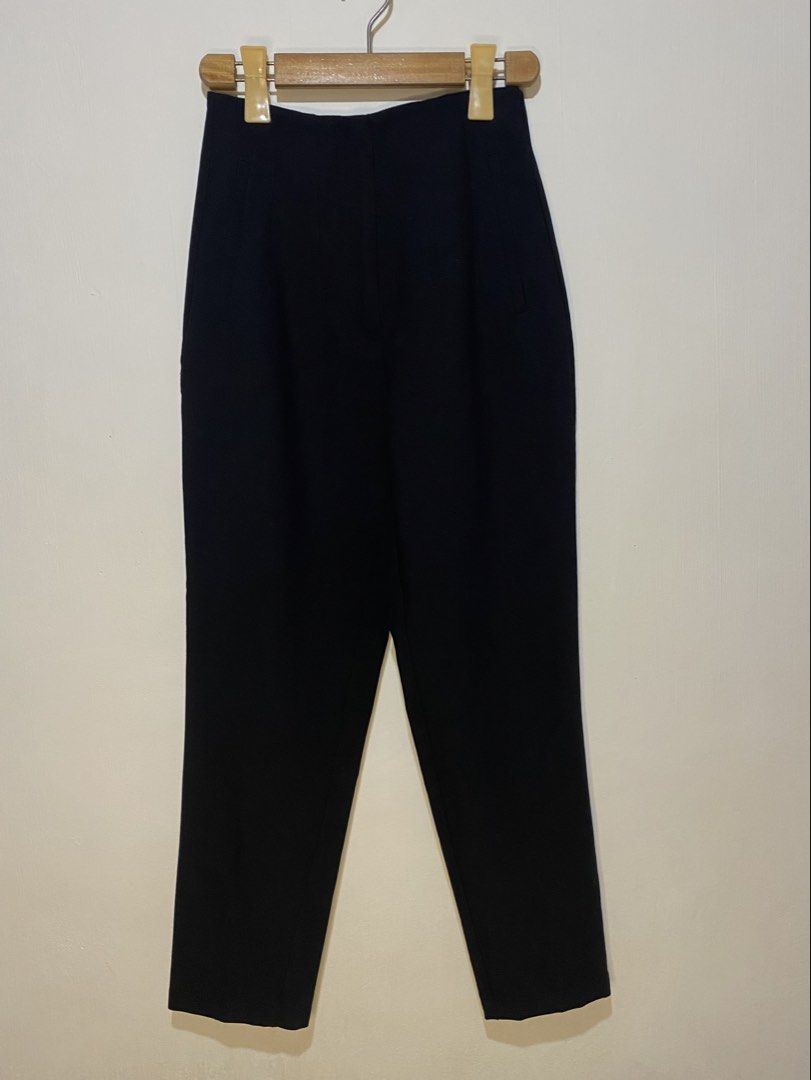 ZARA HW black trouser (Category: Other Bottoms) located in General Trias. Submitted by aandrcollections (Listing ID 1465915473, Image 2). Description: XS Waist-25-26” Length-37.5” .