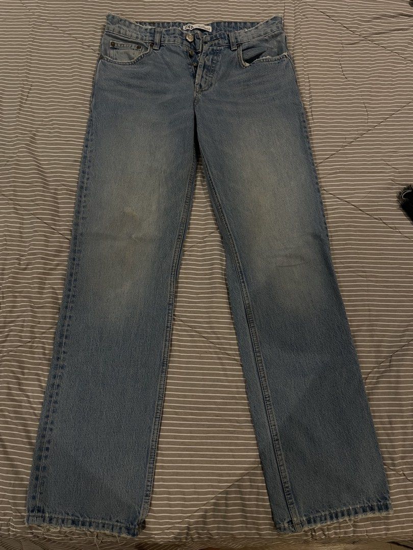 ZARA jeans (Category: Jeans) located in Las Pinas. Submitted by francesaly (Listing ID 1470783403, Image 1). Description: .