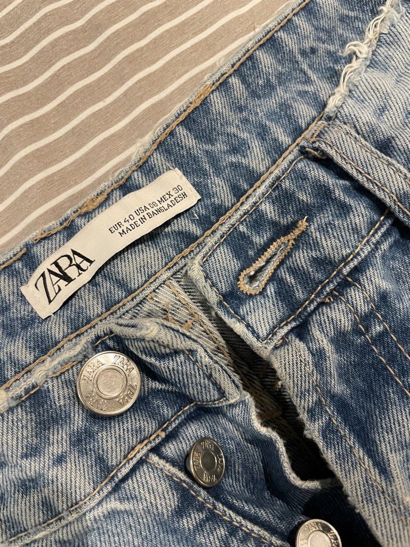 ZARA jeans (Category: Jeans) located in Las Pinas. Submitted by francesaly (Listing ID 1470783403, Image 3). Description: .