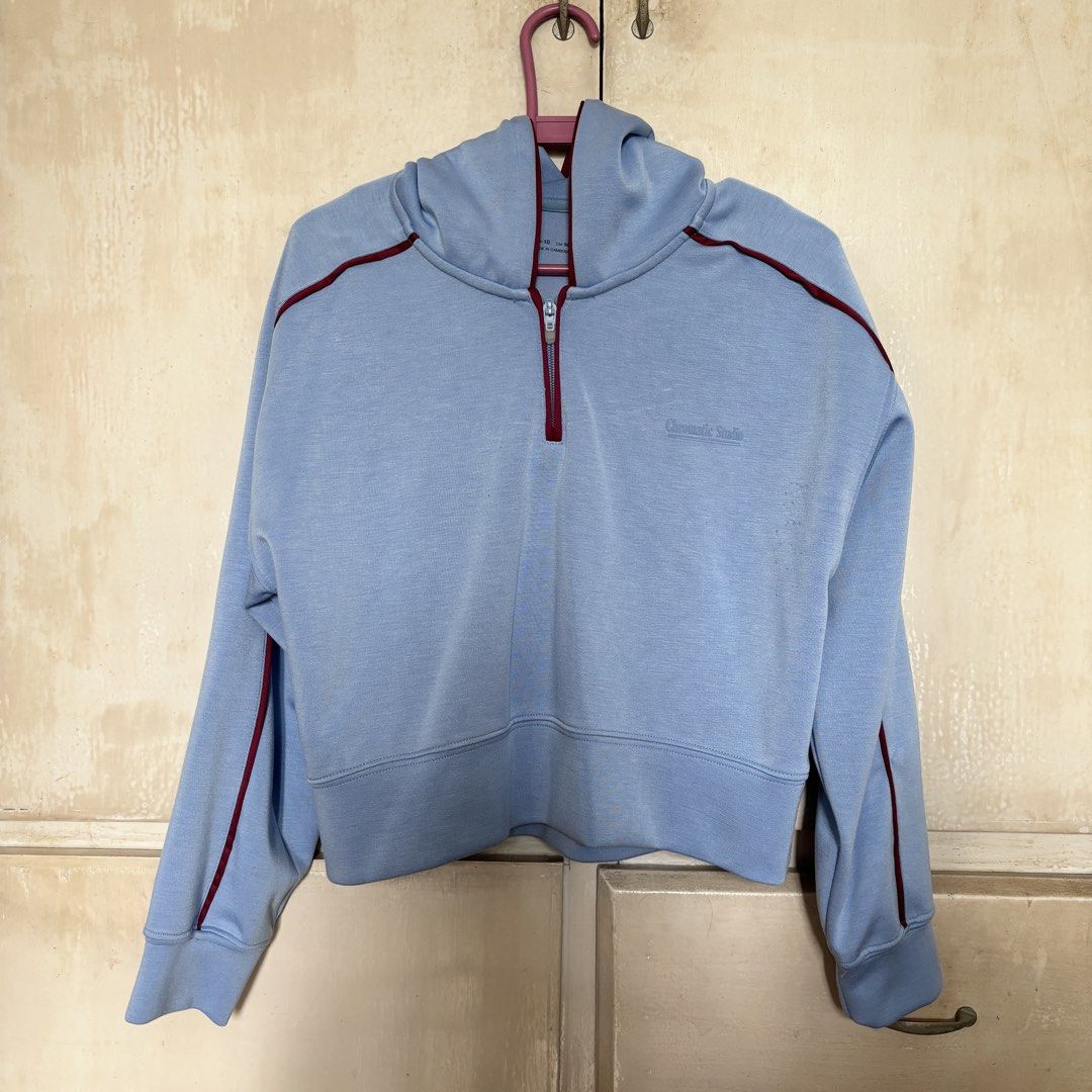 Zara Kids Chromatic Studio Hoodie (Category: Babies & Kids Fashion) located in Pasig City. Submitted by uyamuya (Listing ID 1470754599, Image 1). Description: Brand: Zara Kids Size: 9-10 years old (140cm height) Flaws: Yes, see photos.