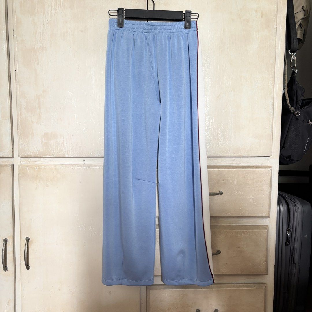 Zara Kids Chromatic Studio Jogging Pants (Category: Babies & Kids Fashion) located in Pasig City. Submitted by uyamuya (Listing ID 1470754831, Image 2). Description: Brand: Zara Kids Size: 11-12 years old (148cm height).