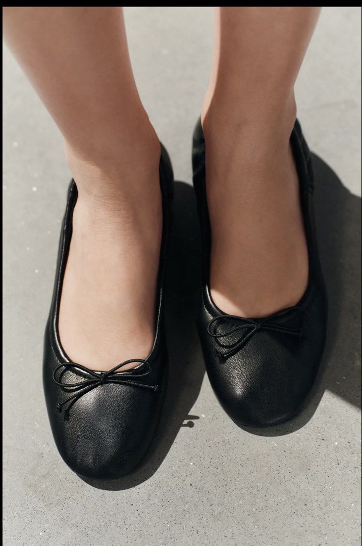 Zara Leather Heeled Ballet Flats (Category: Heels) located in Pasig City. Submitted by atty.angelajenner (Listing ID 1470879880, Image 3). Description: Best fit EU 37.5. Or 23.5cm.Narrow fit and runs small if you’re EU38 or 24cm. Authentic store bought. Used only 2-3x. Store price at Php 3,595.00..
