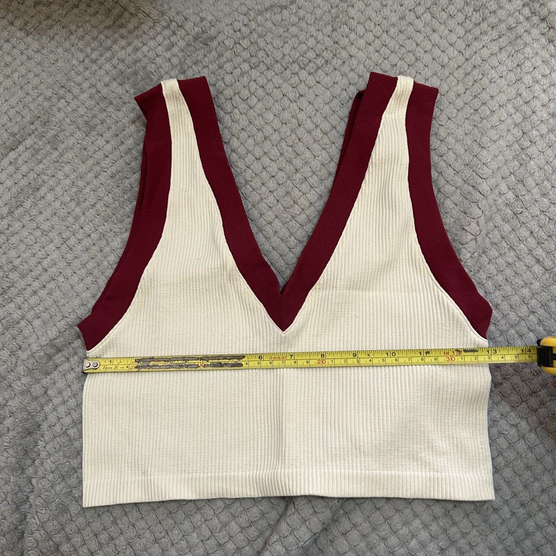 Zara Limitless Crop Top (Category: Sleeveless) located in San Juan City. Submitted by e_declutters2019 (Listing ID 1470785386, Image 2). Description: • size on tag is M-L But fits Small • measurements posted • 10/10 condition .