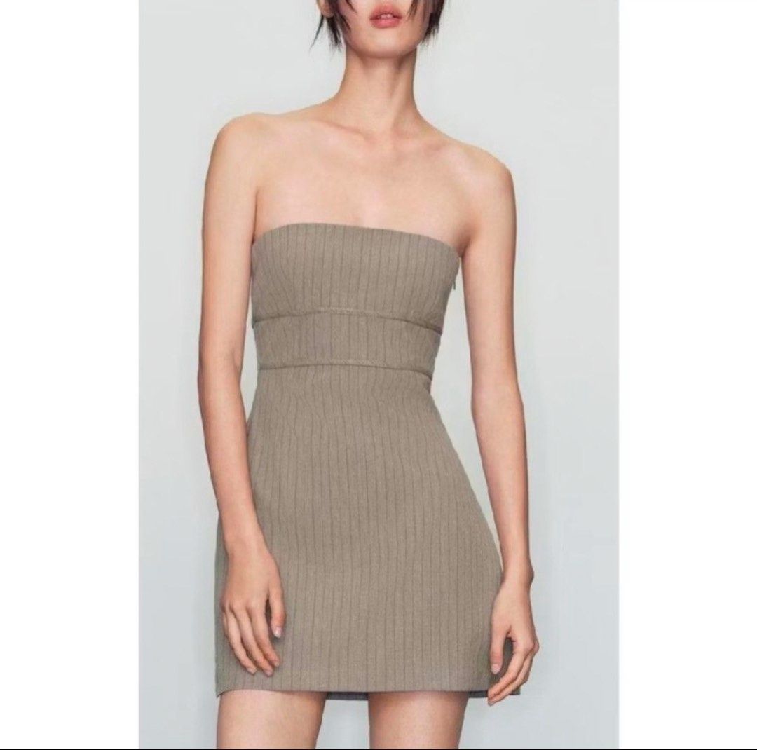 ZARA pinstripe strapless dress (Category: Dresses) located in Makati City. Submitted by chinyher (Listing ID 1425915505, Image 1). Description: Never worn I bought at zara greenbelt for 3k+. I will try to find the tag if na keep ko. .
