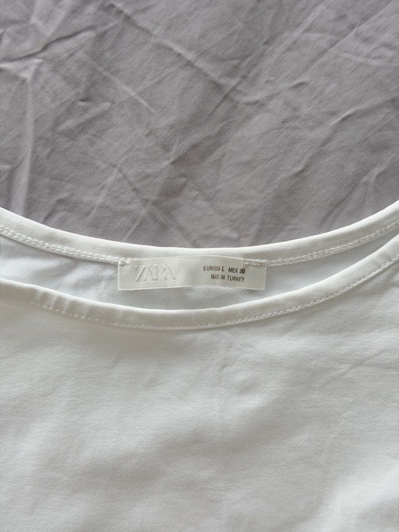 Zara White Cami Tank Top (Category: Sleeveless) located in Manila. Submitted by shopwt.anna (Listing ID 1470816882, Image 2). Description: Like new, rfs decluttering.