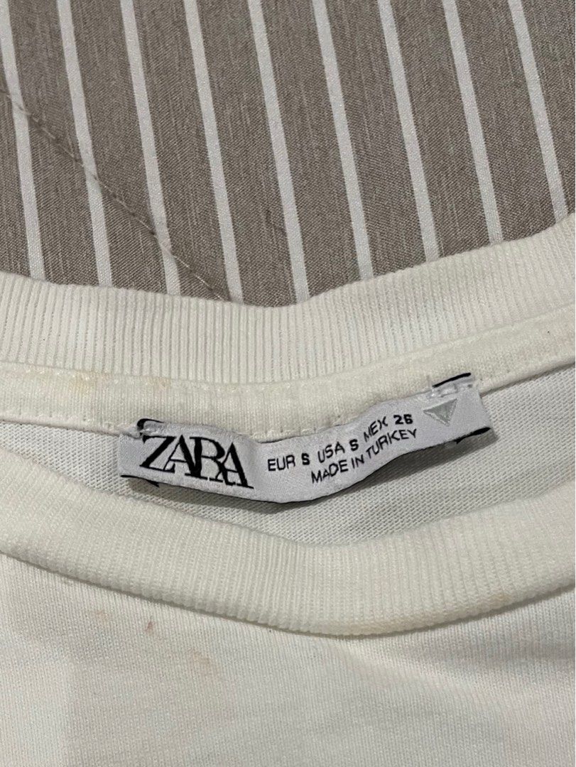 Zara White Tshirt (Category: Shirts) located in Las Pinas. Submitted by francesaly (Listing ID 1470896562, Image 3). Description: .
