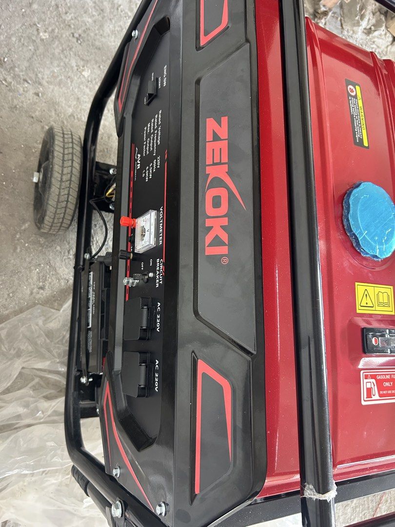 Zekoki G6500ES Gasoline Generator 5.5KW (Category: Construction Tools & Equipment) located in Manila. Submitted by janeeee257282 (Listing ID 1470929222, Image 1). Description: - Brand/Model: Zekoki G6500ES Portable Gasoline Generator - Power Output: 5.5kW rated, 6.0kW max power - Safety & Control: Equipped with AVR, voltmeter, and circuit breaker - Outlets: Two AC 220V outlets and 12V DC output - Portability: Sturdy black metal frame with attache