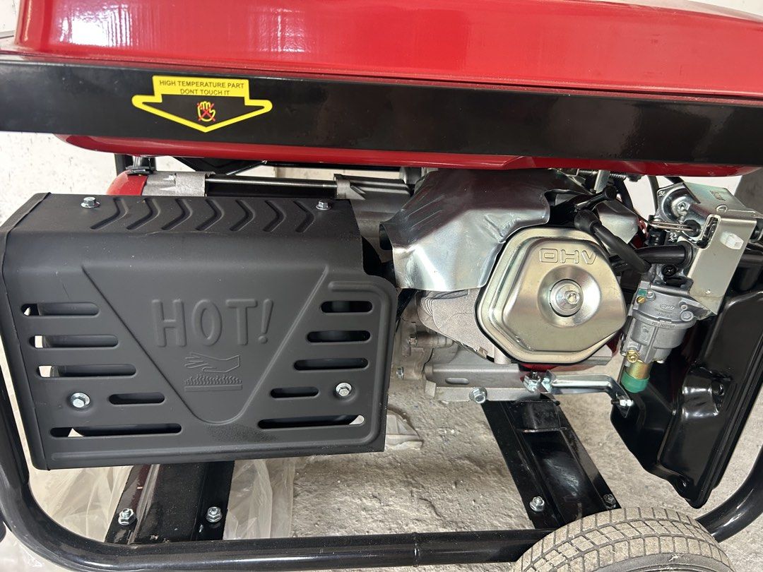Zekoki G6500ES Gasoline Generator 5.5KW (Category: Construction Tools & Equipment) located in Manila. Submitted by janeeee257282 (Listing ID 1470929222, Image 3). Description: - Brand/Model: Zekoki G6500ES Portable Gasoline Generator - Power Output: 5.5kW rated, 6.0kW max power - Safety & Control: Equipped with AVR, voltmeter, and circuit breaker - Outlets: Two AC 220V outlets and 12V DC output - Portability: Sturdy black metal frame with attache