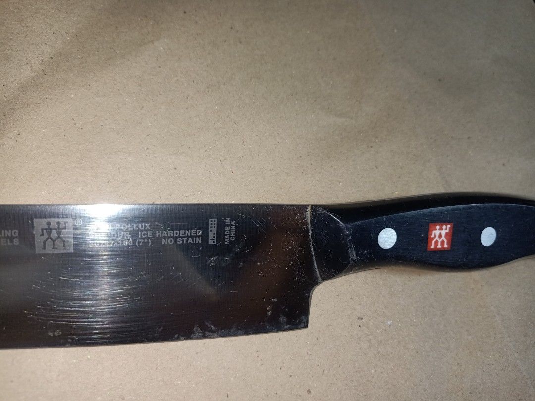 Zwilling j.a henckels twin pullox knife (Category: Knives & Chopping Boards) located in Pasig City. Submitted by urdal01 (Listing ID 1470834626, Image 2). Description: goodcondition/surplus 7inch blade china made see the pictures for details.