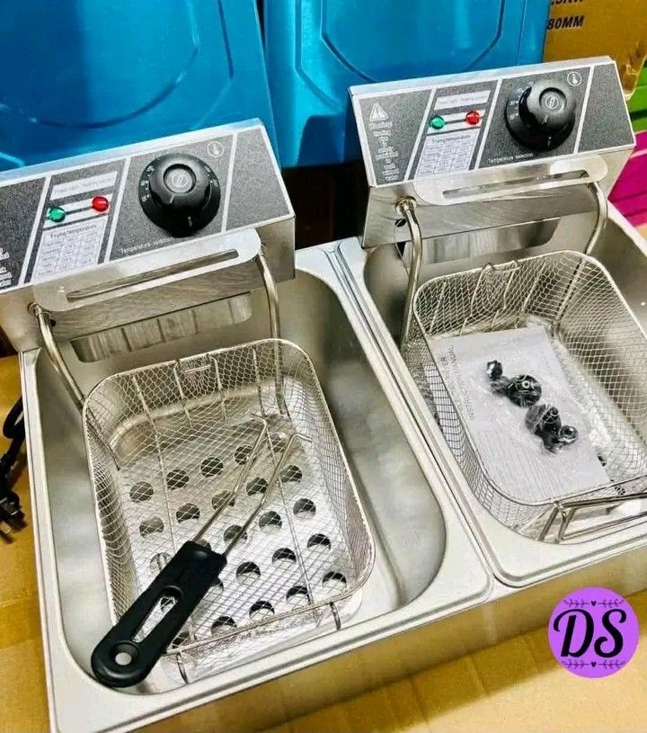 12L Electric Double Deep Fryer (Category: Fryers) located in Manila. Submitted by micoooy (Listing ID 1470936771, Image 2). Description: .