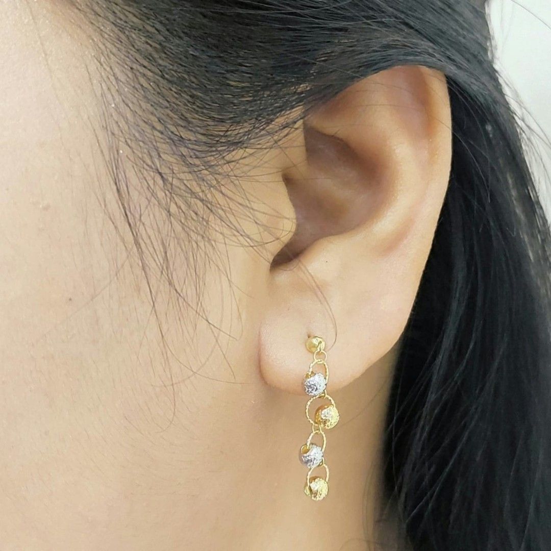 18k Saudi gold earrings (Category: Earrings) located in Manila. Submitted by luxesparks (Listing ID 1470972103, Image 2). Description: .