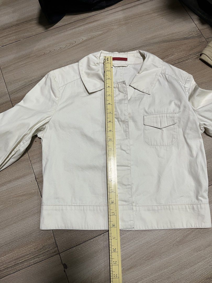 2008 Prada Ladies Blazer (Category: Luxury Apparel) located in Calapan. Submitted by axlefinestpicks (Listing ID 1471064037, Image 3). Description: Prada from 2008-era See pics for details on the dimensions Very good condition Price plus shipping fee for total cost. DM for interested buyers..