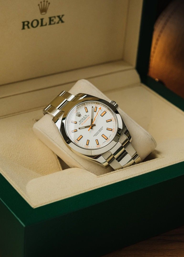 2010 Rolex Milgauss w/ Box and Papers (Category: Men's Watches) located in Manila. Submitted by windsorfinery (Listing ID 1471054449, Image 1). Description: Rolex Milgauss 116400 2010 Automatic 40mm Stainless steel Sapphire Rolex bracelet Box: Yes Papers: Yes Others: 1-Year Mechanical Warranty by Windsor Finery Co. Cash Price: ₱578,000 ✔️ Layaway accepted ✔️ Credit cards accepted ✔️ Viewings accepted (Legazpi, Makati) ✔️ Open for authentication a