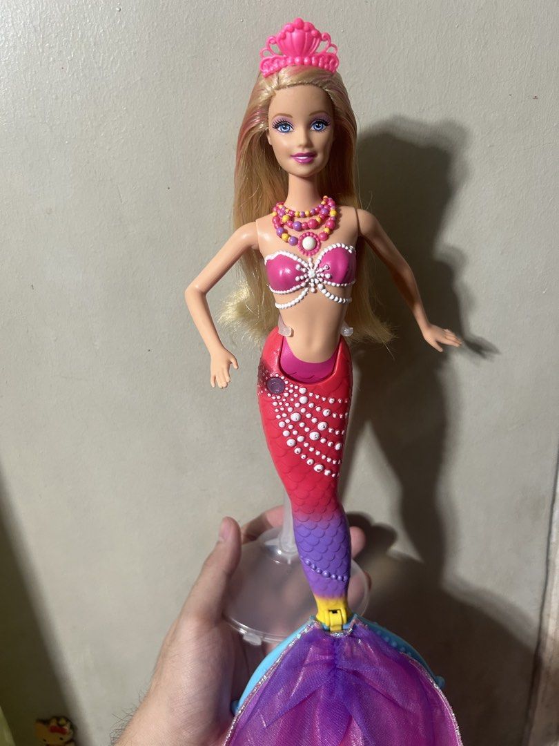 2014 Barbie Pearl Princess (Category: Action & Battle Toys) located in Taguig. Submitted by wonderstrucks13 (Listing ID 1471105111, Image 2). Description: Barbie Pearl Princess -like new COMPLETE w/ Brush -gimmick working -change color -slight negotiable .