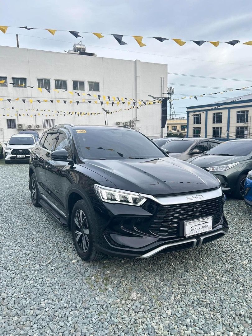 2027 BYD SEALION 5 (Category: Used Cars) located in Pasig City. Submitted by mad_cars (Listing ID 1470993047, Image 3). Description: 2027 BYD SEALION 5 DYNAMIC GAS HYRBID AUTOMATIC TRANSMISSION (490KMS) ₱1,188,000 (AVAILABLE FOR FINANCING ZERO PERCENT PROCESSING FEE) Keyless Cosmos Black 490KMS ONLY ALMOST BRAND NEW Automatic Transmission Plug-in Hybrid (Gasoline + Electric) 2 ending plate By the way, my name is SIR DAVID. Please look for me when