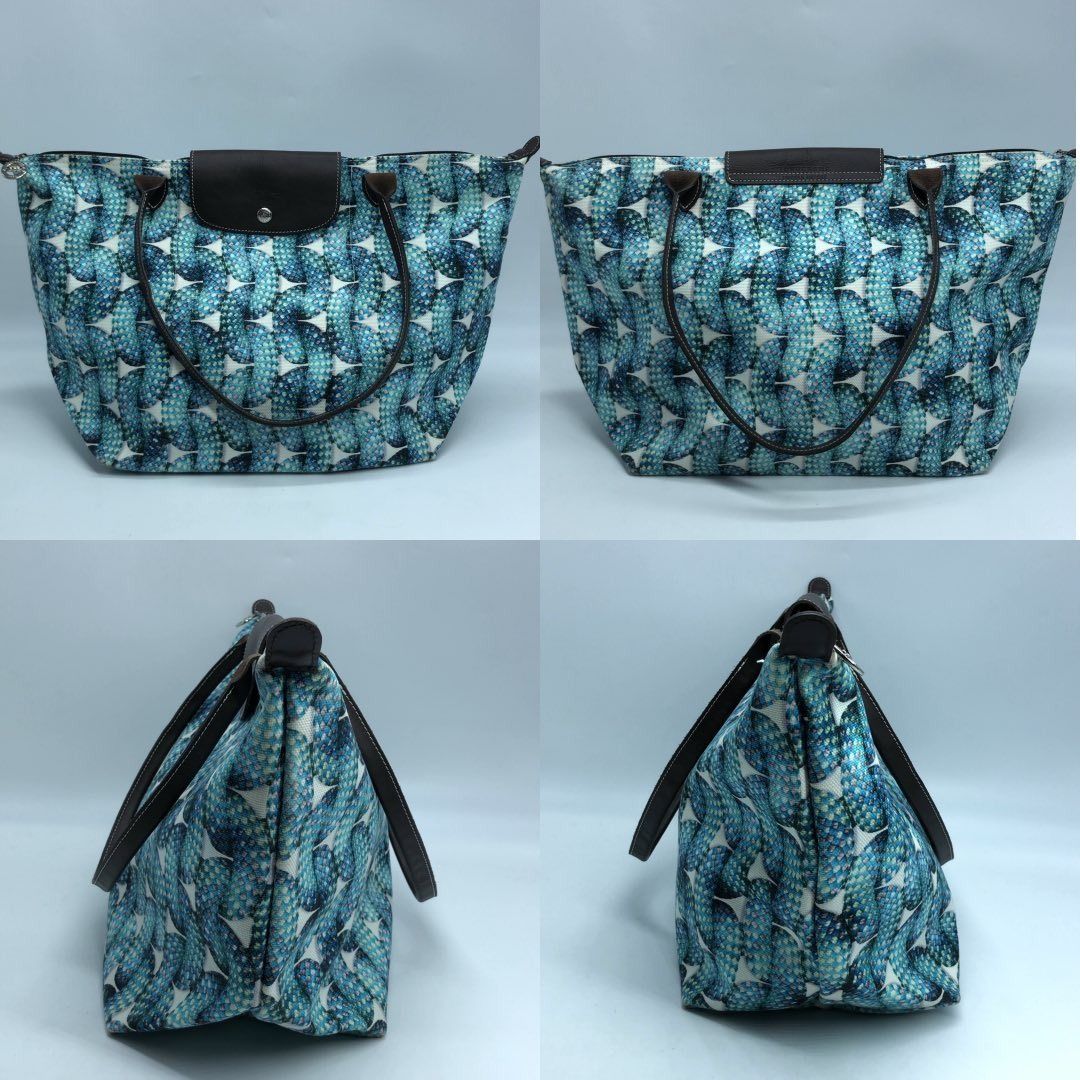 267010594 LONGCHAMP BAG TOTE (Category: Luxury Bags & Wallets) located in Taguig. Submitted by ecoring.ph (Listing ID 1470950528, Image 2). Description: ◆CONDITION: B ◆DESCRIPTIONS: (Other defects/info:) OUTER: The body of the bag has minimal stains and dirt, and shows signs of use. The bottom and bottom corners of the bag are also minimally stained and dirty, show signs of scuffing, and show signs of use. The leather on the gussets, tabs, top ha