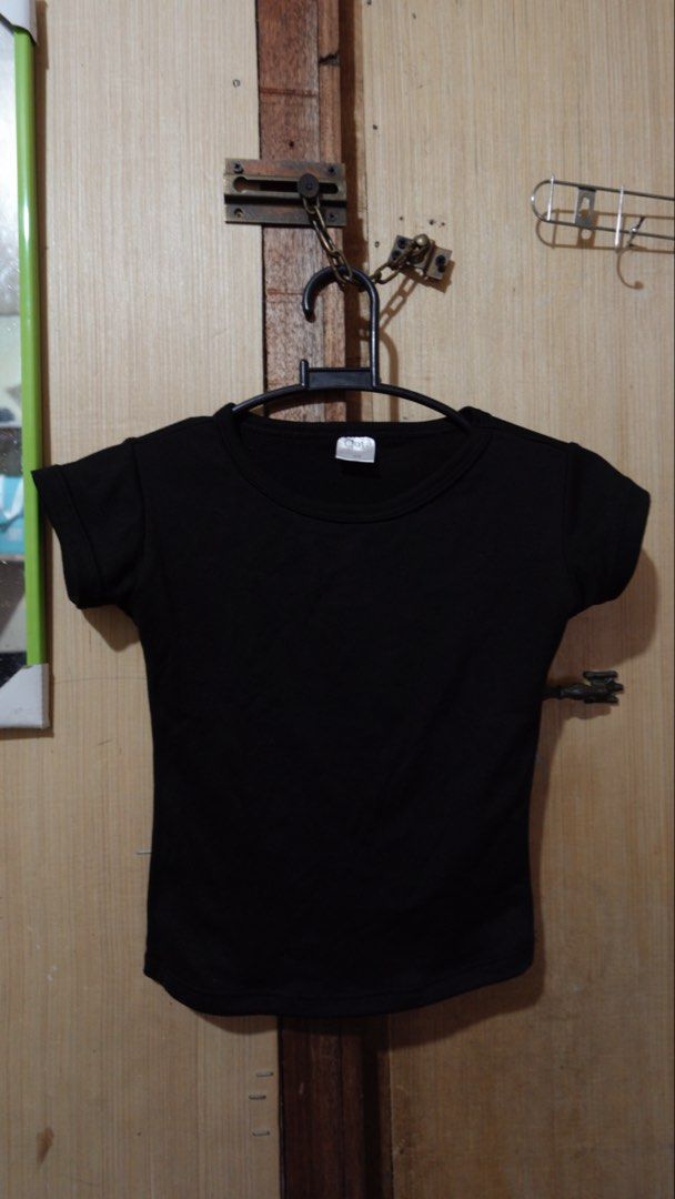 2 for 50 preloved CLOTA double lining cropped top (Category: Blouses) located in Abucay. Submitted by wear_retro (Listing ID 1470959754, Image 3). Description: ☁️ XS-SMALL ☁️ location: abucay, bataan ☁️ mop: gcash/gotyme, mod: jnt ☁️ REMINDERS ◽this is a preloved & thrifted collection, please manage your expectations. clothes are still wearable and still in good condition ◽ joy reservers and bogus buyers will be posted. ◽ strictly no reservations