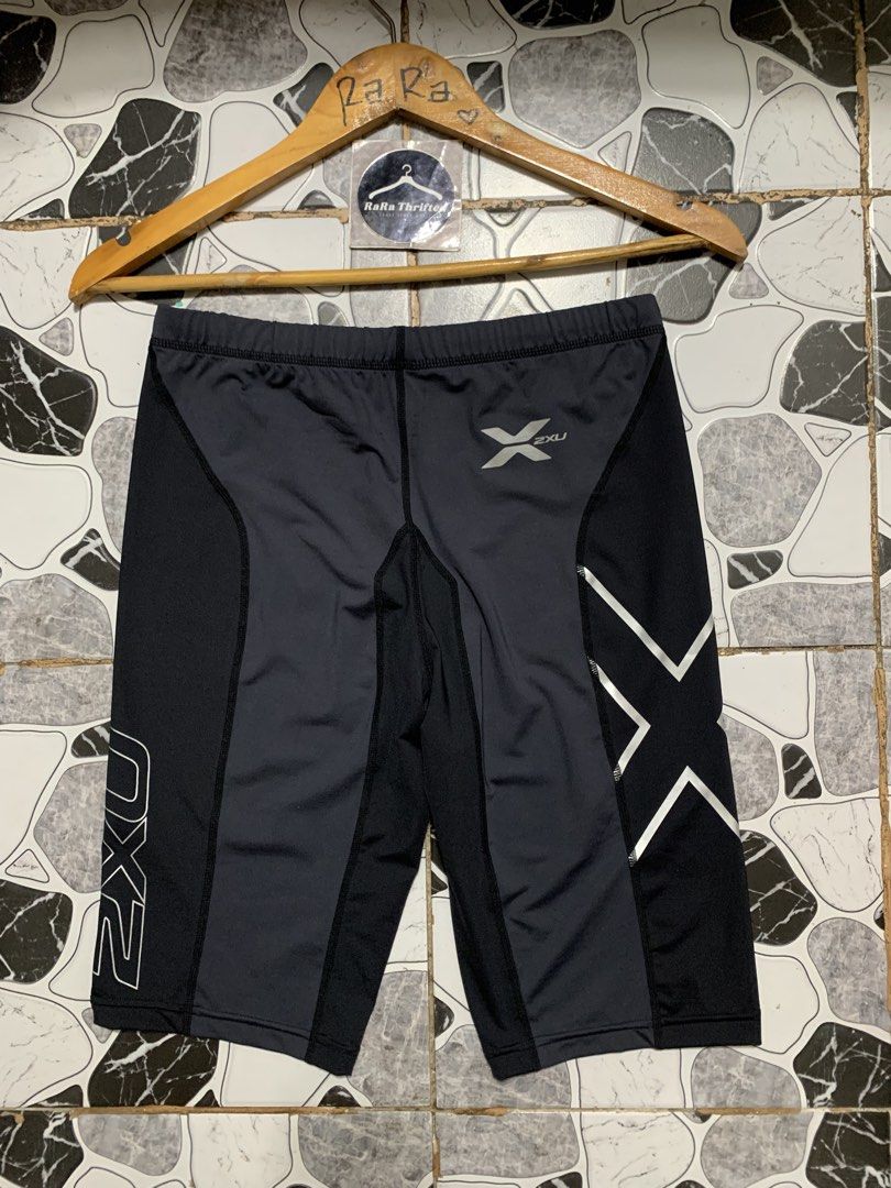 2XU. | elite compression short / large 32-34 (Category: Activewear) located in Cebu City. Submitted by rarathriftedcb (Listing ID 1471049538, Image 3). Description: 700pesos + sf 95 Pang sabay today 2XU✅ Elite Compression Short Large on tag 🏷️ Waistline 32-34 Length 19 1,200pesos + sf 95 Minimal scratch Not affected performance Location : cebu city Page : rara thrifted Jnt nationwide Message us 📩.