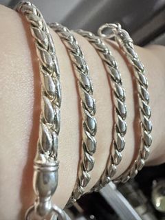 (Category: ) located in . Submitted by amidalajewelryandartifacts (Listing ID 1471017004, Image 1). Description: .