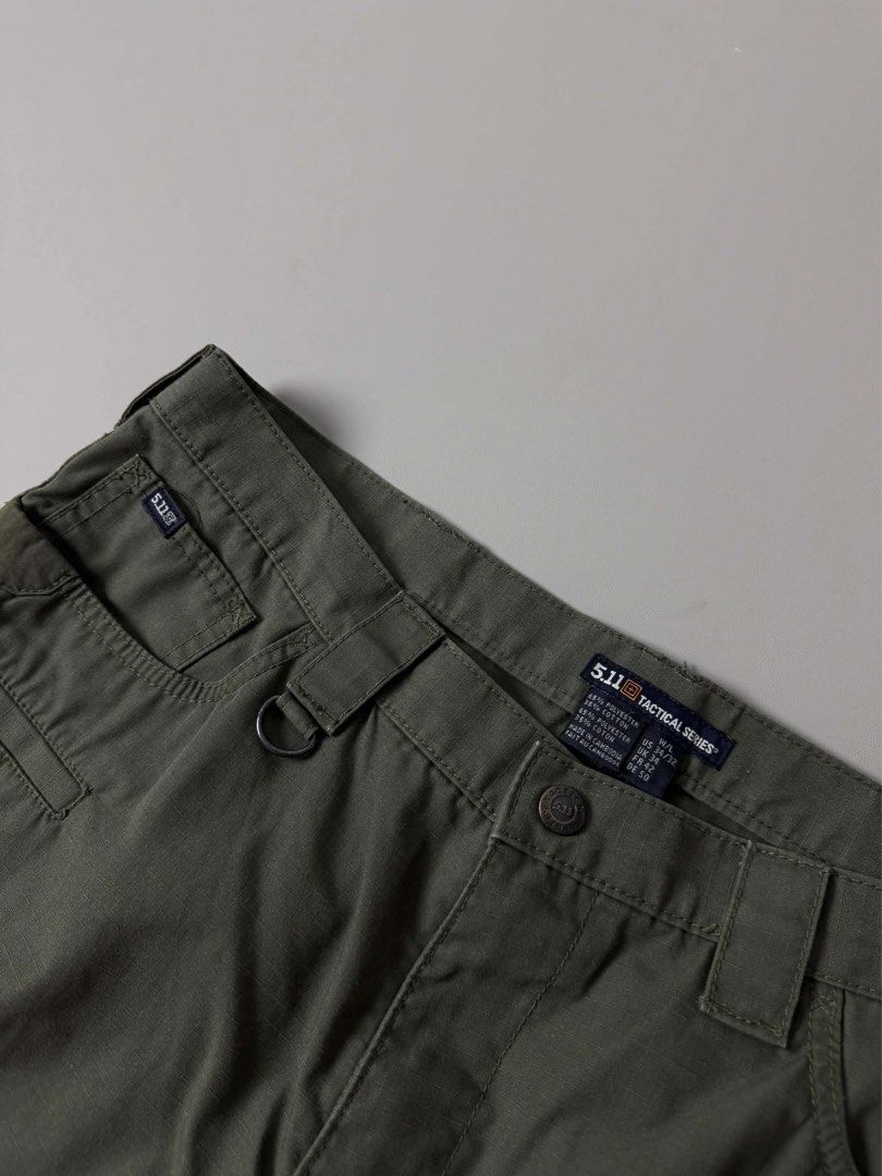 511 TACTICAL PANTS (Category: Jeans) located in Guagua. Submitted by sweetboyy (Listing ID 1471037279, Image 2). Description: 511 TACTICAL PANTS EXCELLENT CONDITION SIZE 34 ON TAG DIMES: WAISTLINE 34-36 / LENGTH 40 / LEG OPENING 9.