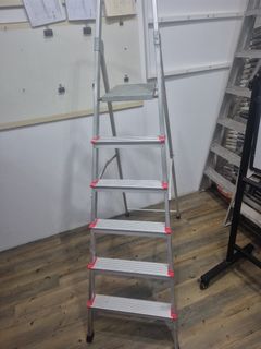 6 steps Aluminium step ladders, Furniture & Home Living, Home ...