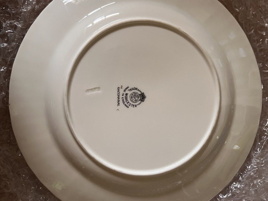 7Pcs Royal Worcester 'Bacchanal' Bone China Plate (Category: Dinnerware & Cutlery) located in Manila. Submitted by wtf.ck_ (Listing ID 1471059751, Image 2). Description: - Brand/Origin: Royal Worcester, Made in England - Pattern: 'Bacchanal' with grape vine wreath, burgundy grapes, and green leaves - Design: Fluted border with luxurious gold trim - Material: Fine bone china.