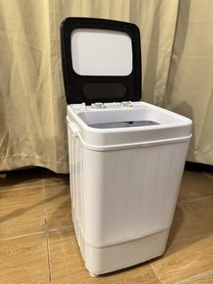 (Category: ) located in . Submitted by annedeclutter (Listing ID 1471054682, Image 1). Description: .