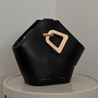 （分類：）位於 。 由 sharrc 提交（商品編號 1471064246，圖片 1）。簡介： 。