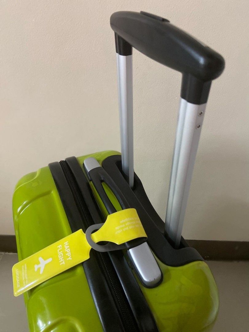 📍 AMERICAN TOURISTER BY SAMSONITE SPINNER 📍 (Category: Luggage) located in Valenzuela. Submitted by se_japansurplus (Listing ID 1471037778, Image 3). Description: 📍 AMERICAN TOURISTER BY SAMSONITE SPINNER 📍 ⚡⚡SALE 3,400 ONLY⚡⚡ Imported from japan carry on, small , handcarry size luggage ✨Polycarbonate hardcase ✨Top Carrier Handle ✨Telescopic Push Handle ✨Security Coded lock ✨Smooth and Silent 360Rotation wheels ✨Wide space Suitcase With Suppo