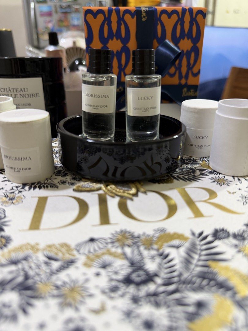 ✨ Dior La Collection Privée Miniature Dabbers (as bundle) (Category: Fragrance & Deodorants) located in Makati City. Submitted by ibeaadelle (Listing ID 1471024166, Image 1). Description: Letting go of these luxury Dior Privée minis as a set! Perfect for testing out these premium scents or adding to your vanity. 📌 Price: ₱600 for the entire bundle (LP) 📌 Condition: Brand New / Dabber type (Not spray) What’s included in the bundle: • Dior Privée