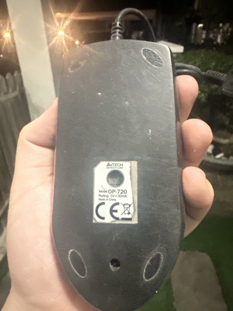 A4tech mouse (Category: Mouse & Mousepads) located in Manila. Submitted by xenasales (Listing ID 1471063584, Image 2). Description: .