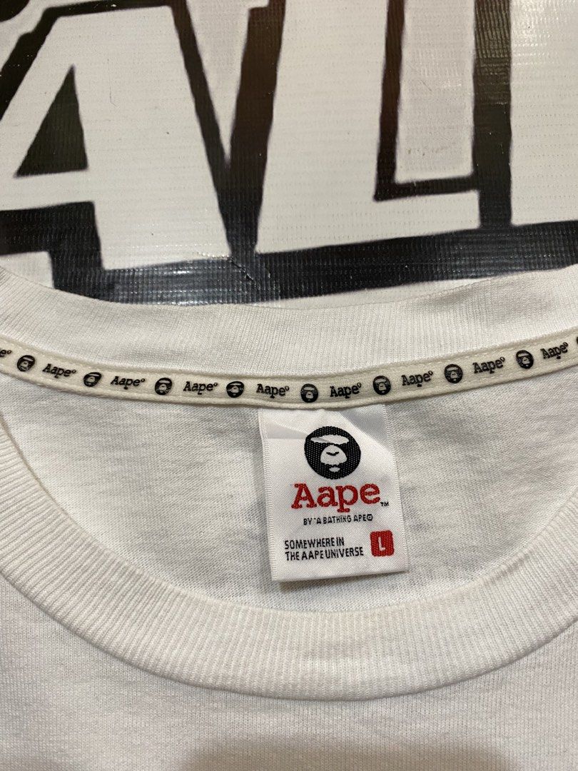 AAPE Graphic Tee (Category: Tshirts & Polo Shirts ) located in Rosario. Submitted by thrift_king_ali (Listing ID 1471046291, Image 3). Description: AAPE Large Dimes: W-22 L-29 no issue excellent condition 450+sf.