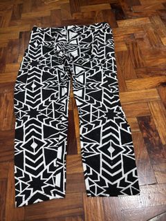(Category: ) located in . Submitted by vintageaccessories (Listing ID 1470966479, Image 1). Description: .