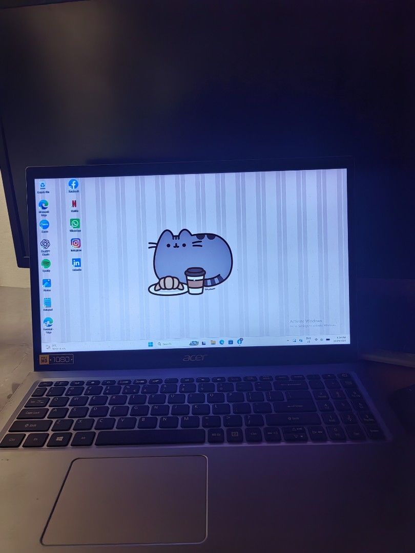 Acer Aspire 3 A315-35 (Category: Laptops & Notebooks) located in Imus. Submitted by cessyyy18 (Listing ID 1471041050, Image 1). Description: Lady owner Intel R Pentium Silver N6000 8GB ram 15.6" Good for work from home Sa school Etc Smooth Cosmetics issue lang dahil tagal din di nagamit, lagyan nyo nalang stickers. All keyboards working, and touchpad Unli check upon meet up or pick up NEGO FOR SURE BUYER.