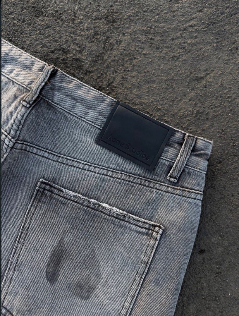 ACNE STUDIO (Category: Shorts) located in Lipa City. Submitted by m1ggo (Listing ID 1471013159, Image 2). Description: .