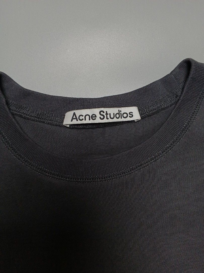 Acne studio shirt stamp logo - Relaxed fit (Category: Shirts) located in Ragay. Submitted by ssergebenedict5505 (Listing ID 1471055740, Image 3). Description: Acne ‎18X26.5 no issue excellent.