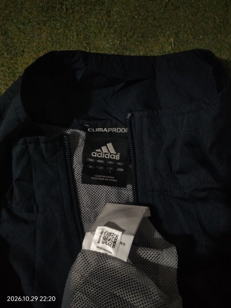 Adidas Climaproof Jacket (Category: Coats, Jackets and Outerwear) located in Caloocan City. Submitted by haruconcep52476 (Listing ID 1471077371, Image 2). Description: Dimensions W23×L27 Excellent condition Color rate 10 No issue.