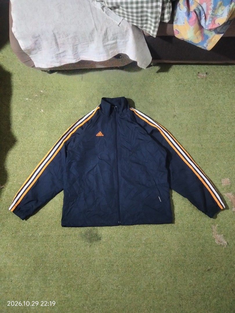 Adidas Climaproof Jacket (Category: Coats, Jackets and Outerwear) located in Caloocan City. Submitted by haruconcep52476 (Listing ID 1471077371, Image 1). Description: Dimensions W23×L27 Excellent condition Color rate 10 No issue.