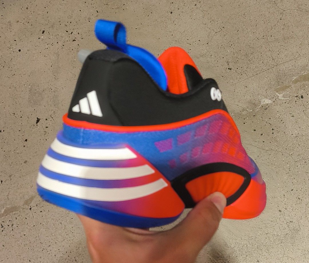 Adidas don issue 8 Donovan mitchell (Category: Sneakers) located in Quezon City. Submitted by justinkixs (Listing ID 1471000937, Image 2). Description: size 8-13 bnew legit.