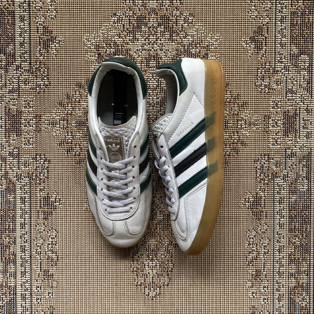 Adidas Gazelle Gumsole (Category: Sneakers) located in Manolo Fortich. Submitted by thriftstr.co (Listing ID 1470983723, Image 1). Description: Adi Gazelle 9.5 US / 43.5 EU / 27.5 CM Very Good Condition .