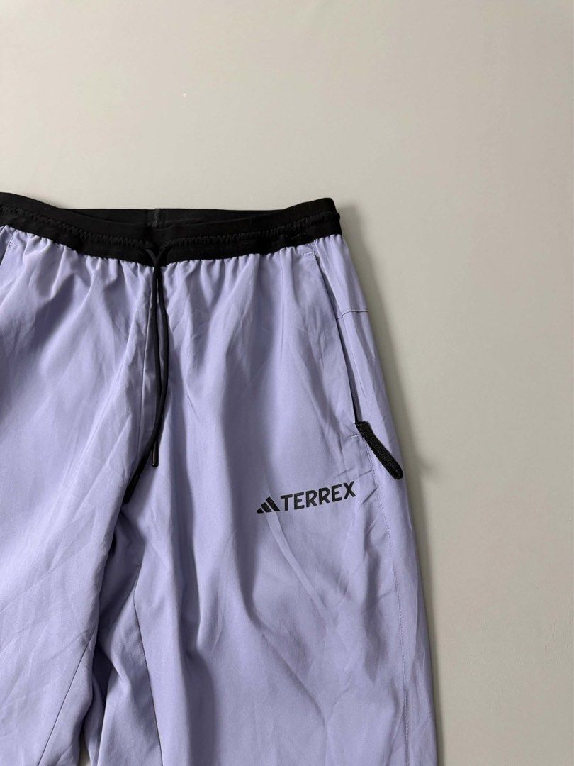 ADIDAS TERREX LITEFLEX PANTS (Category: Jeans) located in Guagua. Submitted by sweetboyy (Listing ID 1471072320, Image 2). Description: ADIDAS TERREX LITEFLEX PANTS EXCELLENT CONDITION SIZE MEDIUM ON TAG DIMES: WAISTLINE 28-32 / LENGTH 40 / LEG OPENING 7.