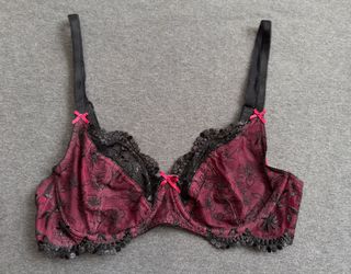(Category: ) located in . Submitted by expresclothing (Listing ID 1471063192, Image 1). Description: .