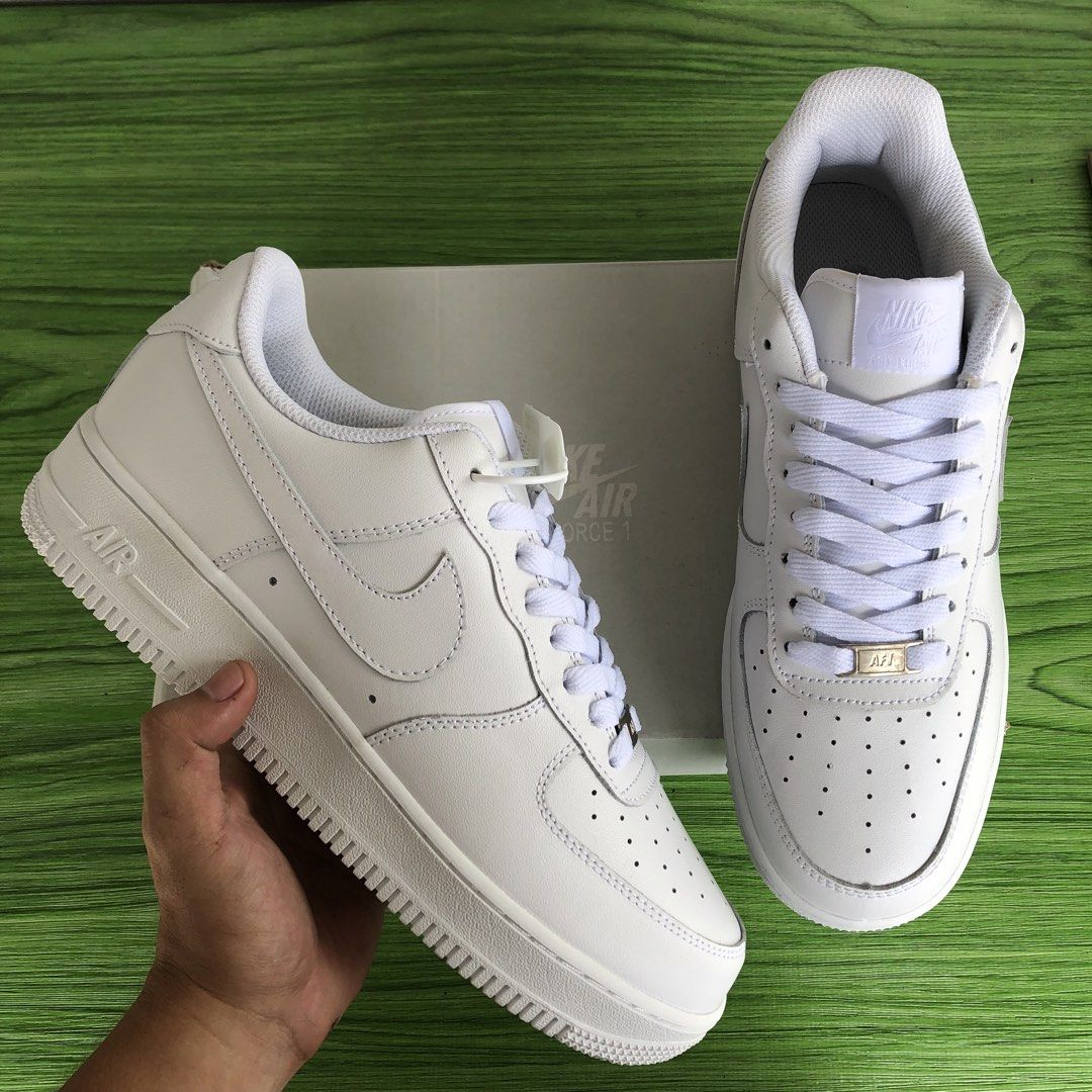 AF1 TRIPLE WHITE (Category: Sneakers) located in Cavite. Submitted by 10slidesatbp.2025 (Listing ID 1470934958, Image 1). Description: AF1 TRIPLE WHITE 1099 FREE SF SIZE AVAILABLE: 37/38/39/40/41/42/45 PASONF KAWAYAN 2.
