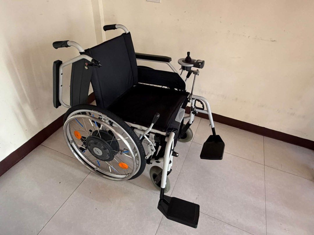 Alber e-motion Electric Wheelchair with Joystick Controller (Category: Wheelchairs) located in Manila. Submitted by calmdolphin.87b0e4 (Listing ID 1470957613, Image 3). Description: - Alber power-assist wheelchair setup in excellent working condition - Equipped with powerful motor-driven rear wheels for effortless mobility - Easy-to-use joystick control unit conveniently placed on the right armrest - Reliable battery pack securely mounted underne